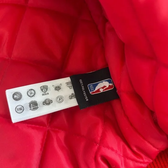 NBA Chicago Bulls Bomber Varsity Jacket - Picture 3 of 14